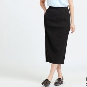 Uniqlo | Midi Pencil Skirt With Pockets